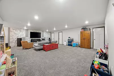 3665 Valley View Drive S, Fargo, ND 58104 - Photo 41