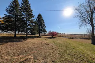 908 W State St, Kiester, MN 56051 - Photo 5