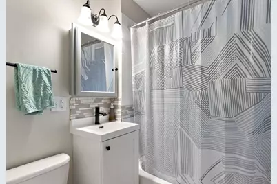 116 Sycamore Street E, Saint Paul, MN 55117 - Photo 17