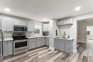 116 Sycamore St E, Saint Paul, MN 55117 - Photo 7