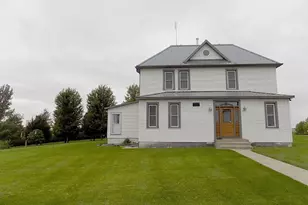 39243 561st Ave, Lafayette, MN 56073 - Photo 3