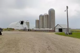 39243 561st Ave, Lafayette, MN 56073 - Photo 9