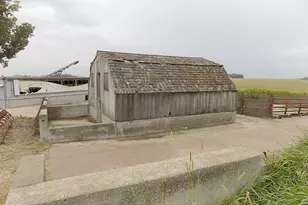 39243 561st Ave, Lafayette, MN 56073 - Photo 13