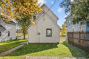 27 Magnolia Ave E, Saint Paul, MN 55117 - Photo 23