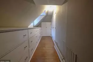 490 Summit Ave, Saint Paul, MN 55102 - Photo 73