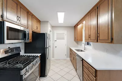 9523 10th Avenue S, Bloomington, MN 55420 - Photo 7