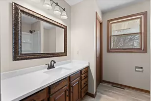 645 Dugdale Ave, Worthington, MN 56187 - Photo 33