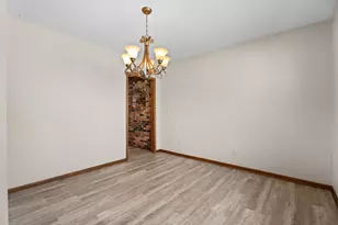 645 Dugdale Ave, Worthington, MN 56187 - Photo 9