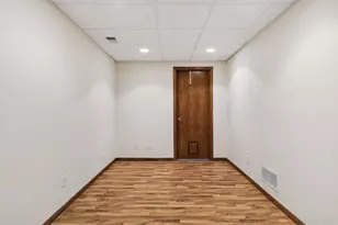 2423 Mailand Rd E, Maplewood, MN 55119 - Photo 37