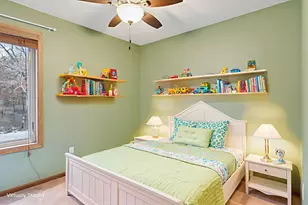 2423 Mailand Rd E, Maplewood, MN 55119 - Photo 29