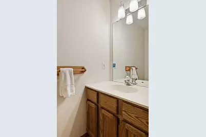 2423 Mailand Road E, Maplewood, MN 55119 - Photo 21