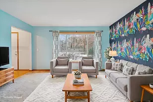 2423 Mailand Rd E, Maplewood, MN 55119 - Photo 7