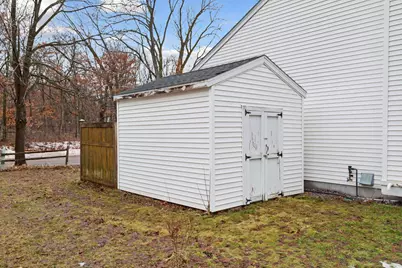 2423 Mailand Road E, Maplewood, MN 55119 - Photo 45