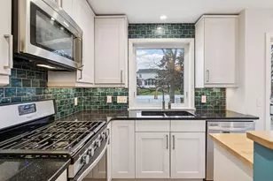 2423 Mailand Rd E, Maplewood, MN 55119 - Photo 15