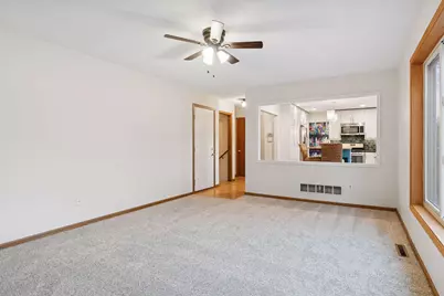 2423 Mailand Road E, Maplewood, MN 55119 - Photo 17