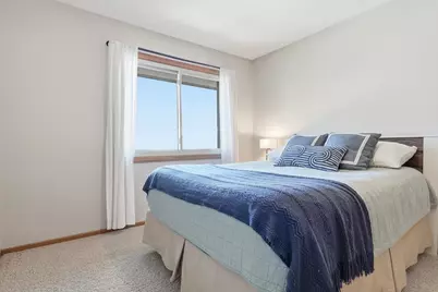 13734 85th Avenue N, Maple Grove, MN 55369 - Photo 9