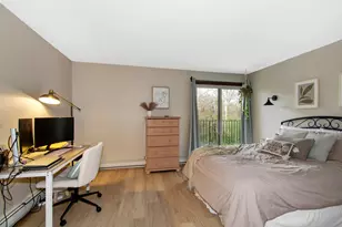 5627 Green Cir Dr, Hopkins, MN 55343 - Photo 11