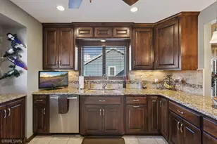 1725 White Oak Dr, Chaska, MN 55318 - Photo 9