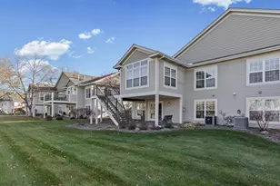 14421 Freesia Way, Apple Valley, MN 55124 - Photo 43