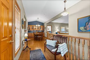 14421 Freesia Way, Apple Valley, MN 55124 - Photo 5