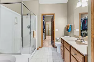 14421 Freesia Way, Apple Valley, MN 55124 - Photo 17