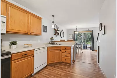 5213 207th Street N, Forest Lake, MN 55025 - Photo 5