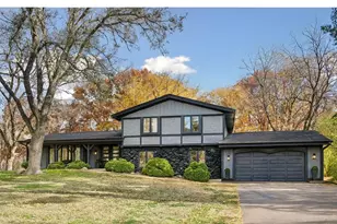 2841 Mayfield Rd, Minnetonka, MN 55391 - Photo 1