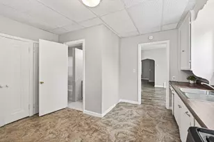 472 Case Ave, Saint Paul, MN 55130 - Photo 15