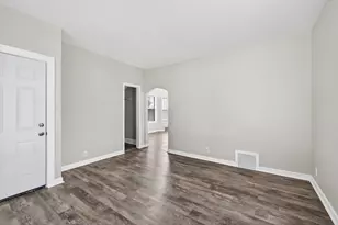 472 Case Ave, Saint Paul, MN 55130 - Photo 5