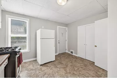472 Case Avenue, Saint Paul, MN 55130 - Photo 11