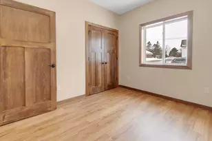 411 Bullis St, Kenyon, MN 55946 - Photo 11