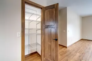 411 Bullis St, Kenyon, MN 55946 - Photo 9