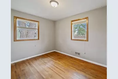 237 Motel Avenue, Red Wing, MN 55066 - Photo 7