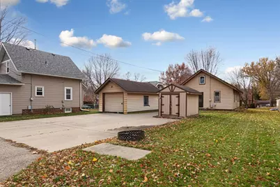 635 5th Avenue SW, Faribault, MN 55021 - Photo 9