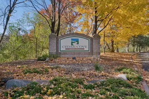 9816 Cove Dr, Minnetonka, MN 55305 - Photo 37