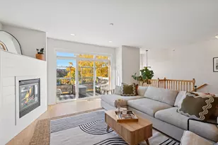 9816 Cove Dr, Minnetonka, MN 55305 - Photo 11