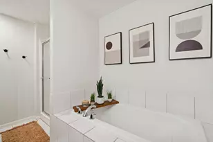 9816 Cove Dr, Minnetonka, MN 55305 - Photo 25