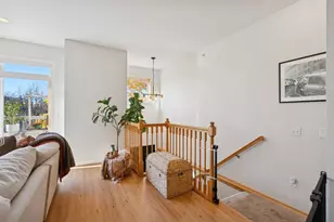 9816 Cove Dr, Minnetonka, MN 55305 - Photo 15