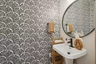 9816 Cove Dr, Minnetonka, MN 55305 - Photo 19