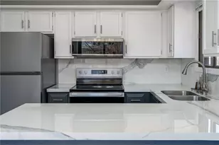 1105 S Valley St, New Ulm, MN 56073 - Photo 5