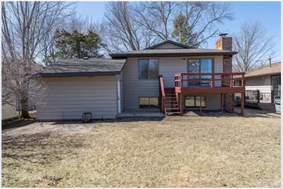 1105 S Valley Street, New Ulm, MN 56073 - Photo 1