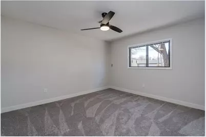 1105 S Valley Street, New Ulm, MN 56073 - Photo 13