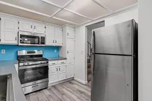 7714 York Ln N, Brooklyn Park, MN 55443 - Photo 11