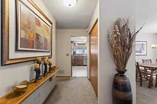 12825 Woodview Ln, Burnsville, MN 55337 - Photo 5