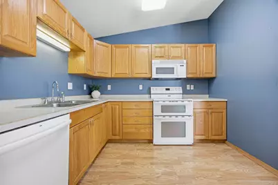 4274 39 1/2 Avenue S, Fargo, ND 58104 - Photo 7