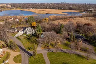 10X Circle E, Edina, MN 55436 - Photo 3