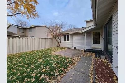 1008 Carmel Court, Shoreview, MN 55126 - Photo 19