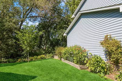 567 Lakewood Drive S, Maplewood, MN 55119 - Photo 29