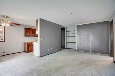 702 Old Settlers Trail #3, Hopkins, MN 55343 - Photo 3