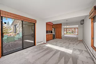 3933 Douglas Dr N, Crystal, MN 55422 - Photo 9